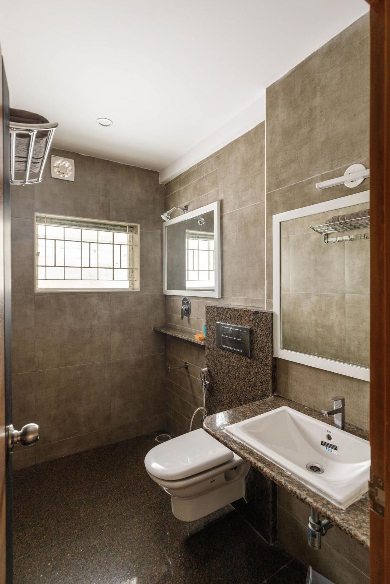 Classic Heights Serviced Apartments, Near Iim Bangalore, 외부 사진